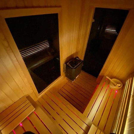 Bed and Breakfast Heaven Vip Wooden Palace Ардешен Экстерьер фото