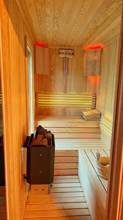 Bed and Breakfast Heaven Vip Wooden Palace Ардешен Экстерьер фото