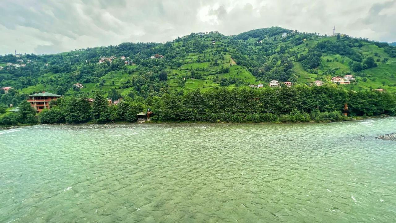 Bed and Breakfast Heaven Vip Wooden Palace Ардешен Экстерьер фото